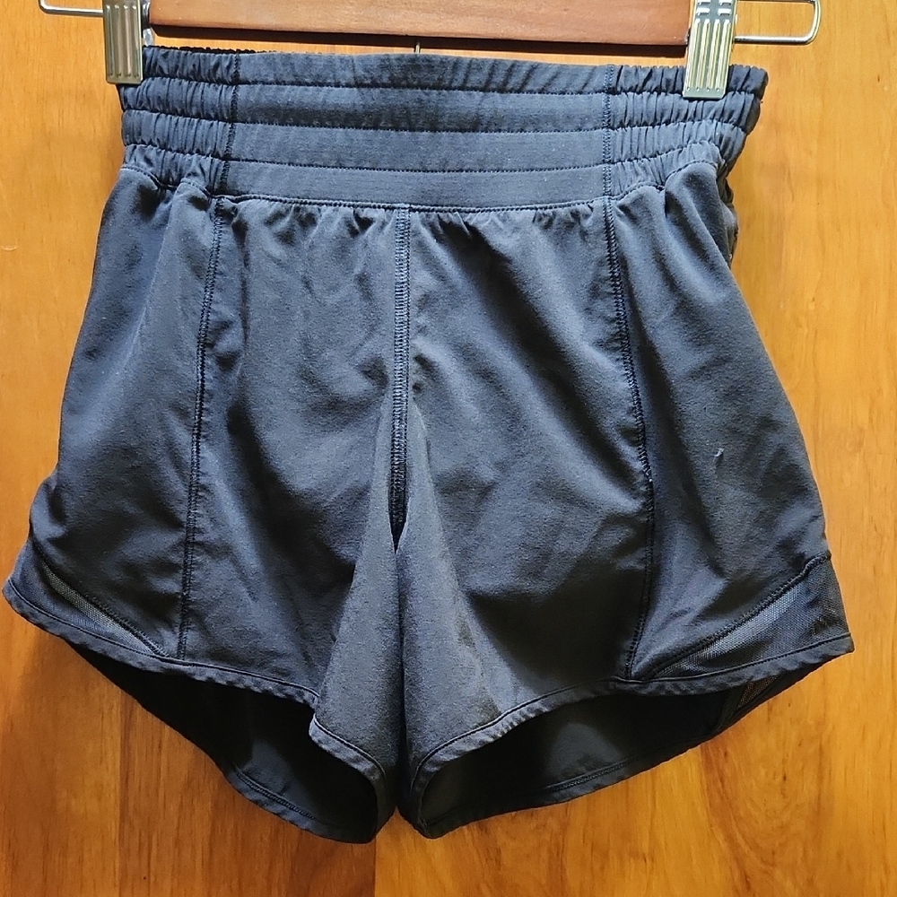 Lululemon Athletica Black Athletic Shorts Moisture-Wicking Design